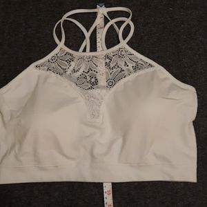 Plus size Sports bra